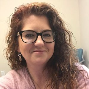 Meet your Posher, Joanie